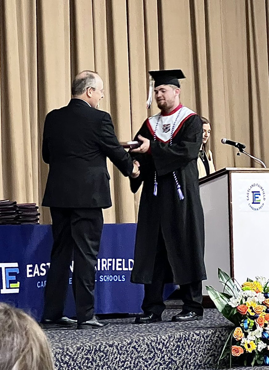 MrsRamsey2000's tweet photo. Congratulations Fairfield Union Interactive Media Seniors!  Go Falcons!!
@Mr_Destadio @EFCTS https://t.co/1darCs0j51