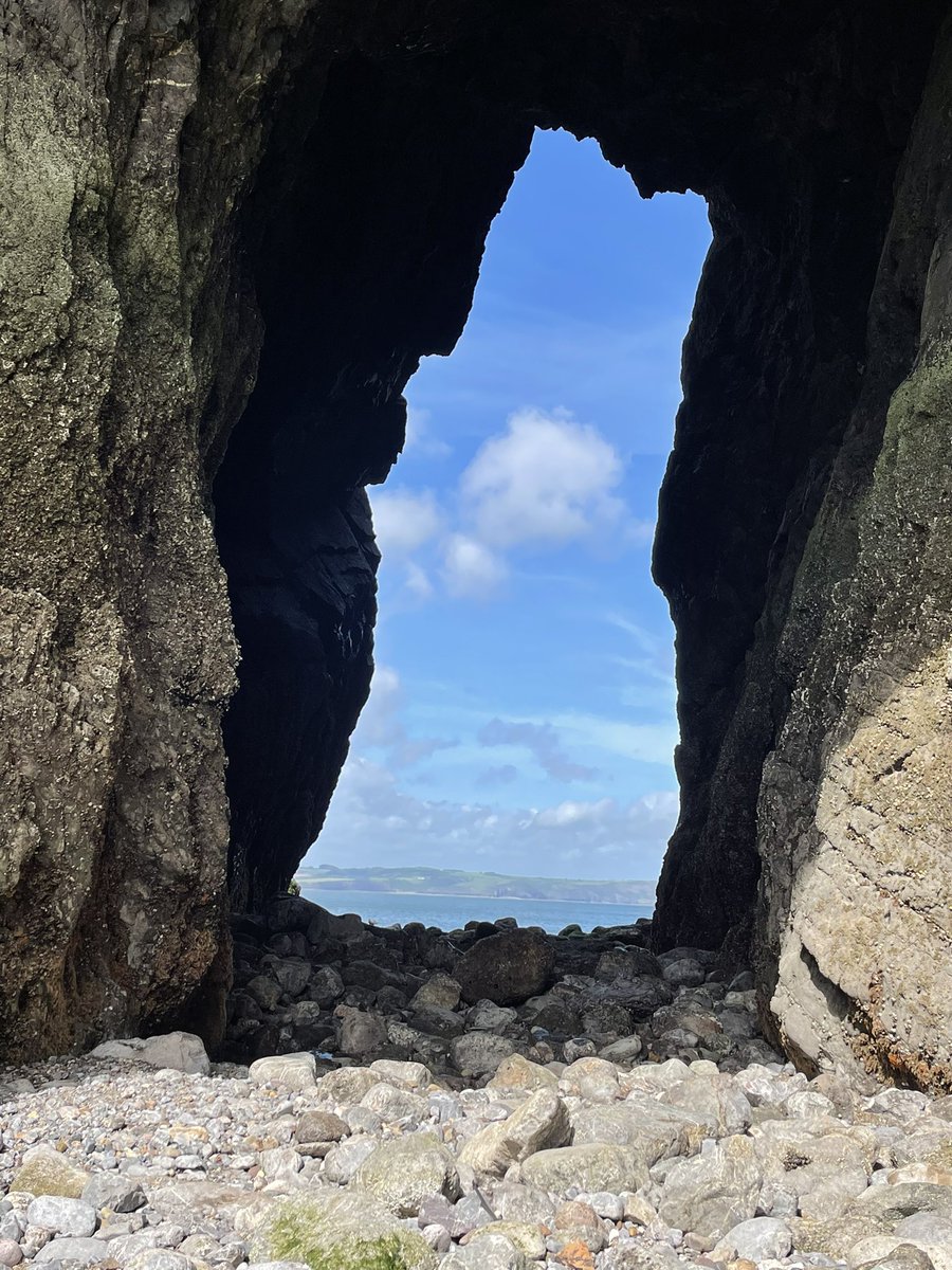 Ange412's tweet photo. South Pembrokeshire … wow coastal walks to take your breath away #coastalwalks #southpembrokshire https://t.co/dAnGiKMp7A