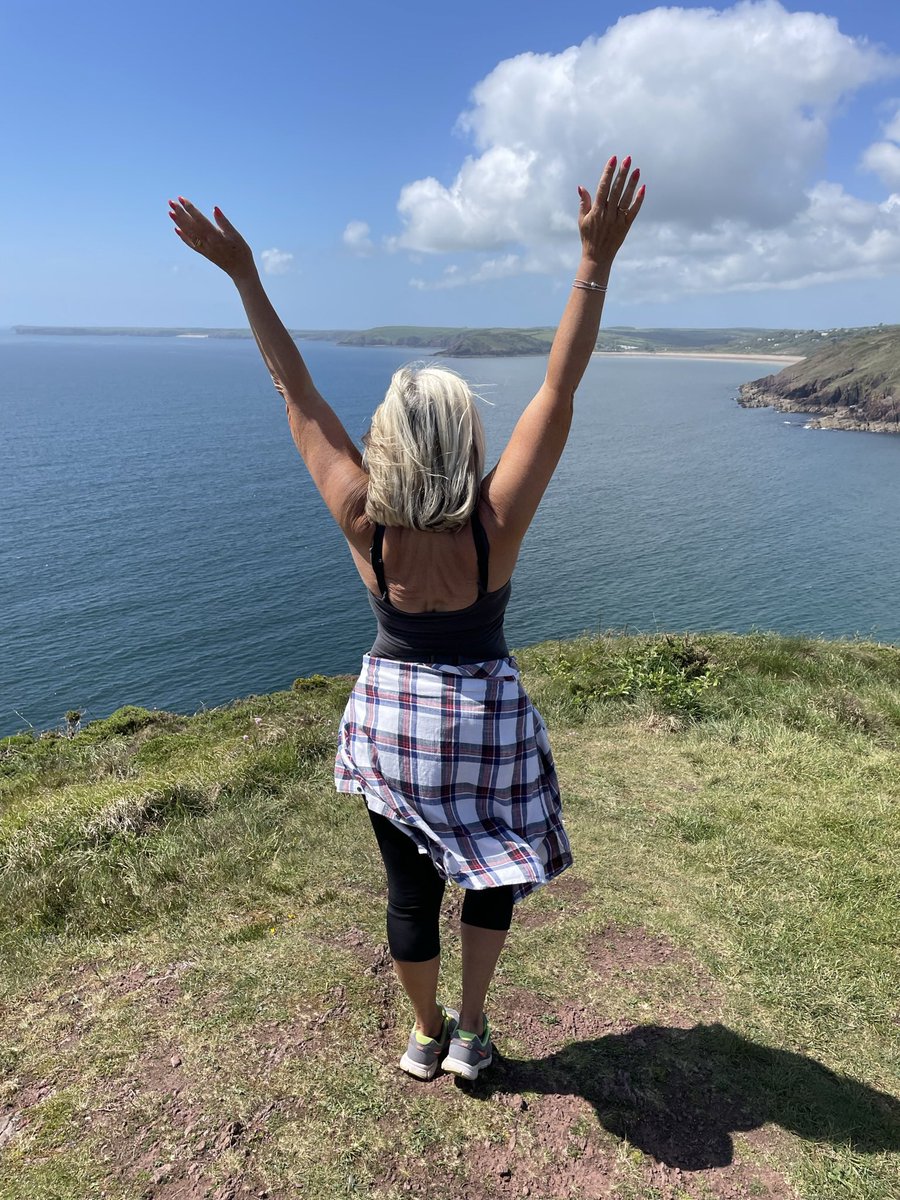 Ange412's tweet photo. South Pembrokeshire … wow coastal walks to take your breath away #coastalwalks #southpembrokshire https://t.co/dAnGiKMp7A