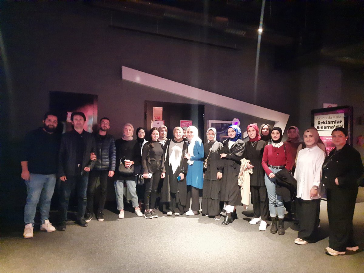 baibu_adem's tweet photo. Murat Çeri'nin yönetmenliğini yaptığı, Bir düş gördüm filmini ADEM Topluluğu olarak üyelerimizle beraber büyük bir beğeni ile izledik.
@koceero https://t.co/xHRE9HYQys