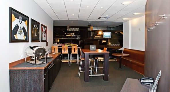 StocktonLive209's tweet photo. There are a limited amount of Luxury Suites available for the YG concert on May 21. Email Smichael@asmstockton.com or call 209-373-1558 to reserve yours today! 
#luxury #VIP #luxurysuites #ygconcert #ScaredMoney #May21st
#thingstodoinstockton #liveconcert #bayarea #westcoast https://t.co/5N4juyJhiH