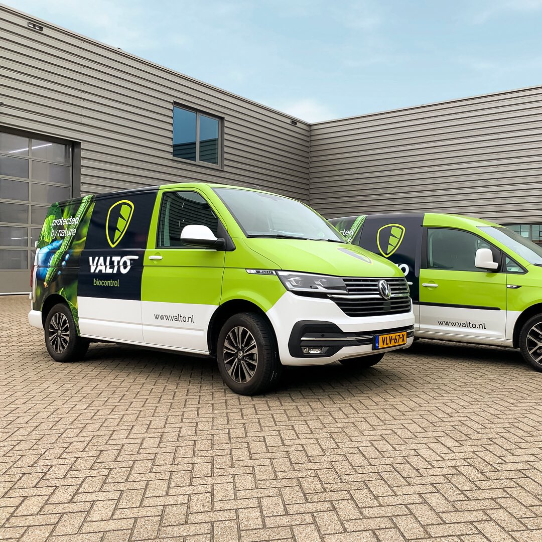 Speax_nl's tweet photo. Protected by nature 🔒🌿

Al 15 jaar is @valtobv vol passie bezig om de kwaliteit van gewassen te optimaliseren en te beschermen.

Aan SPEAX werd gevraagd om de opvallende maar gedateerde identity onder handen te nemen en deze weer helemaal van nu te maken.

#design #branding https://t.co/hF9Nx03cWz