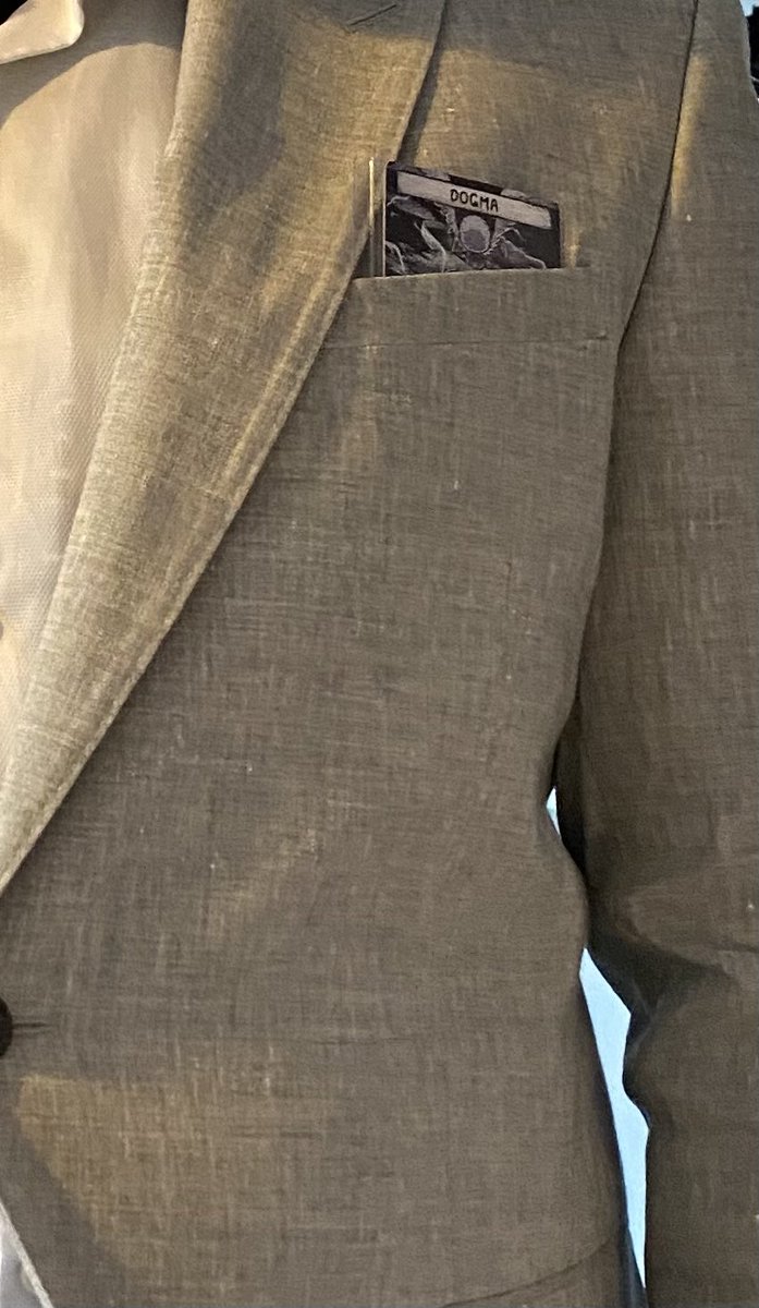 Dinksterr55's tweet photo. My Dogma box arrived JUST in time to make it into my wedding suit…much more badass than other suit/tee combos. Oh &amp; I may have replaced my pocket square but shh 🤫 #theunboxingofisaac @edmundmcmillen @TheMaestroTeam https://t.co/ElWUF8nTeH