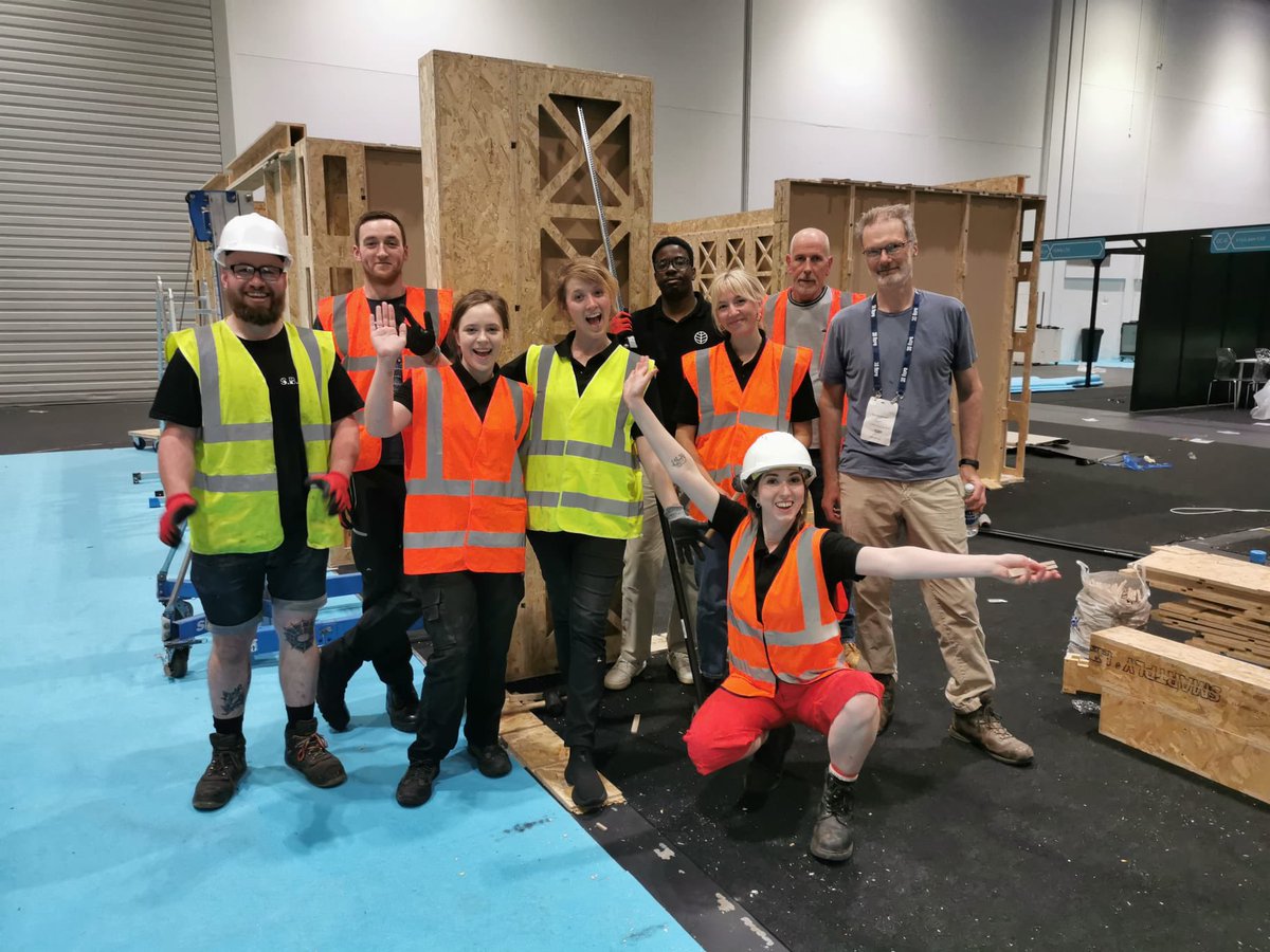 Practice what you preach. We deconstructed our stand @DigiConWeek to be reused in an actual house. #netzerorevolution