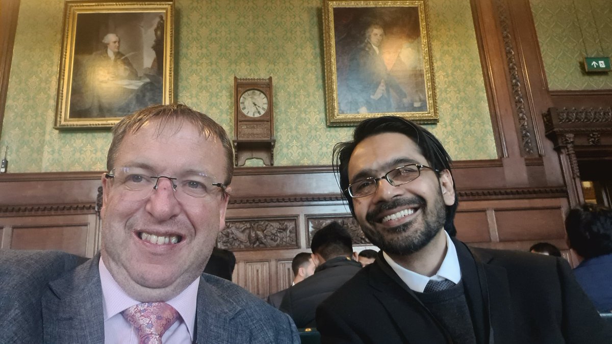 Back in @UKParliament for a 2nd day for the Bridge India Awards dinner & serendipity has placed me beside one of the youngest Addl. Advocate General's on an 🇮🇳 state - @lawyerkhanmd who represents #Chattisgarh in the Supreme Court. Also an alumni of @Cambridge_Uni. #LivingBridge