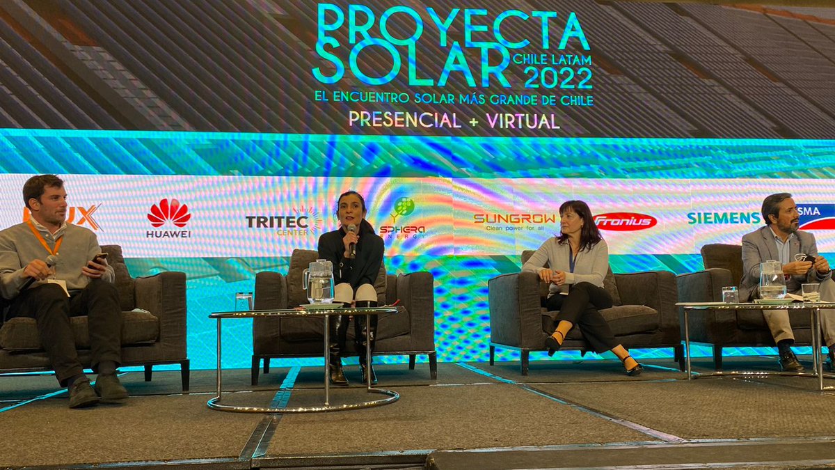 ReporteSos's tweet photo. #proyectasolar | Comienza el tercer bloque: Financiamiento de Proyectos Solares. Soledad Ovando, Banco Estado “necesitamos empujar el capital a las energías renovables”.
https://t.co/JSQMPHYn7w
@EnelXGlobal @MinEnergia #chile #energíasrenovables #solar #cambioclimatico #ods7 https://t.co/JO1YxLp9WM