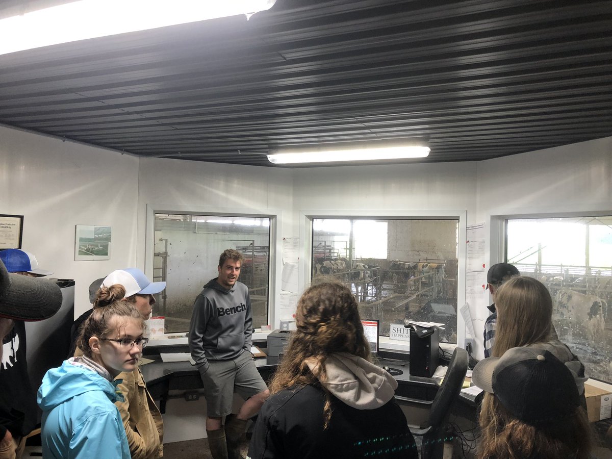 CDCSAg (@cdcsag) on Twitter photo Thanks <a href="/RyanSchriek/">ryan schriek</a> for the tour of Schriek Holsteins. Lots of expansion in the past 12 years. 3 Lely Robots in action! Thanks <a href="/RyanSchriek/">ryan schriek</a> for the tour of Schriek Holsteins. Lots of expansion in the past 12 years. 3 Lely Robots in action!
