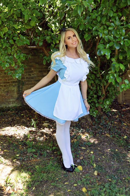 Wanna see what Alice gets up to? This week on https://t.co/bQw4YYK8QC #cosplay #aliceinwonderland https://t