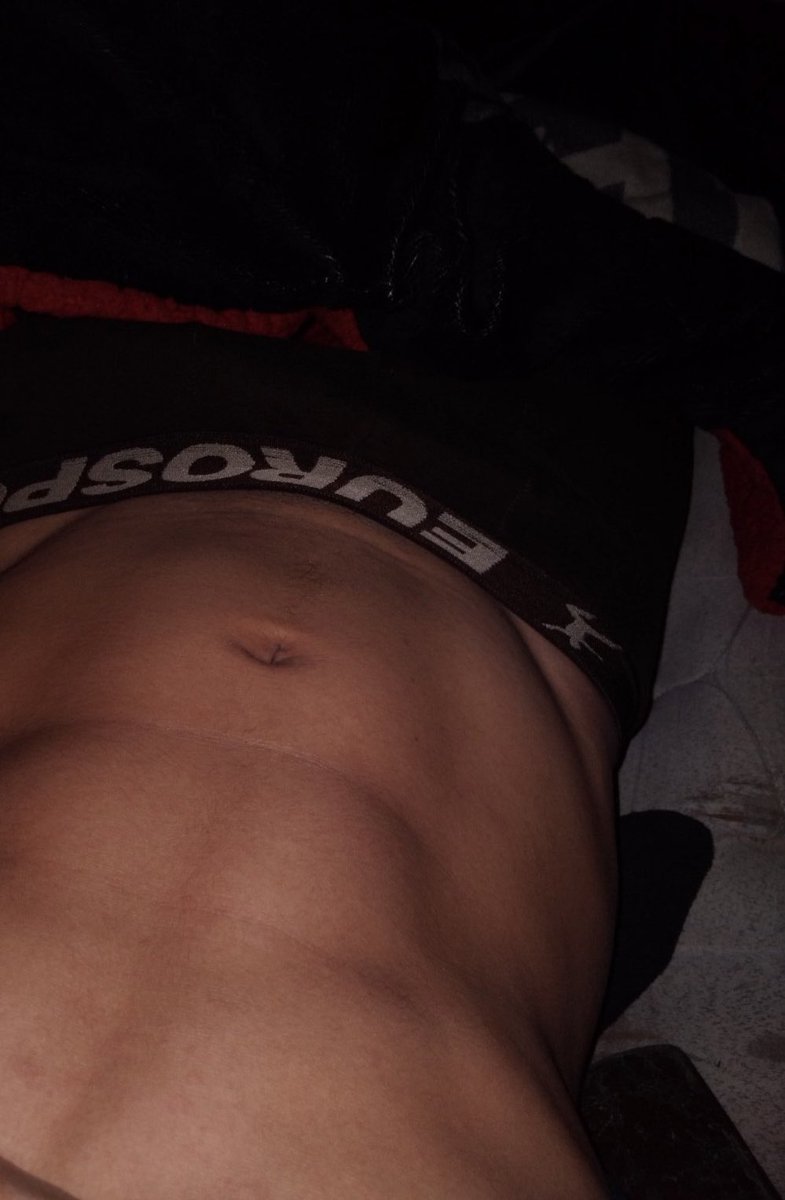 Tryna lay down w me? 

onlyfans.com/swavysv