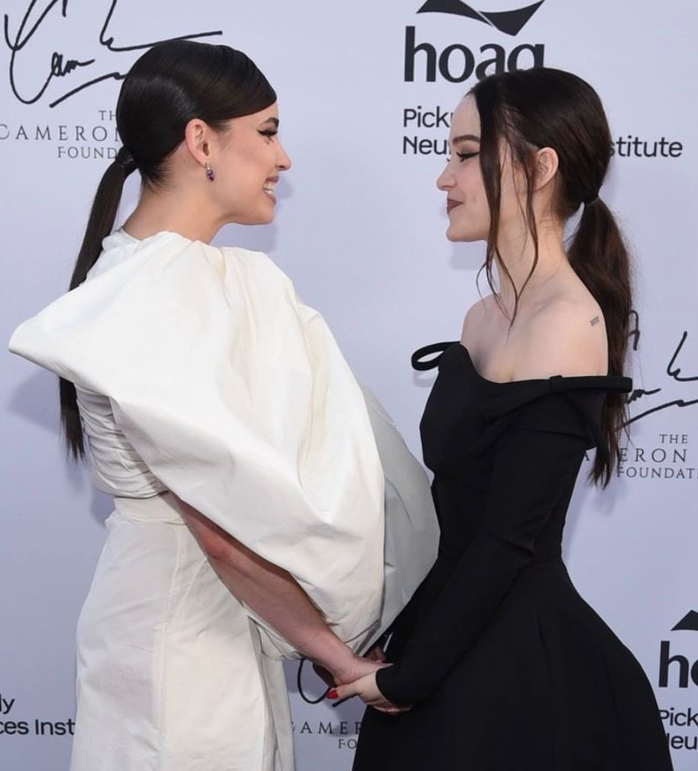 dofiathinker's tweet image. does it ever drive you crazy just how fast the night changes?