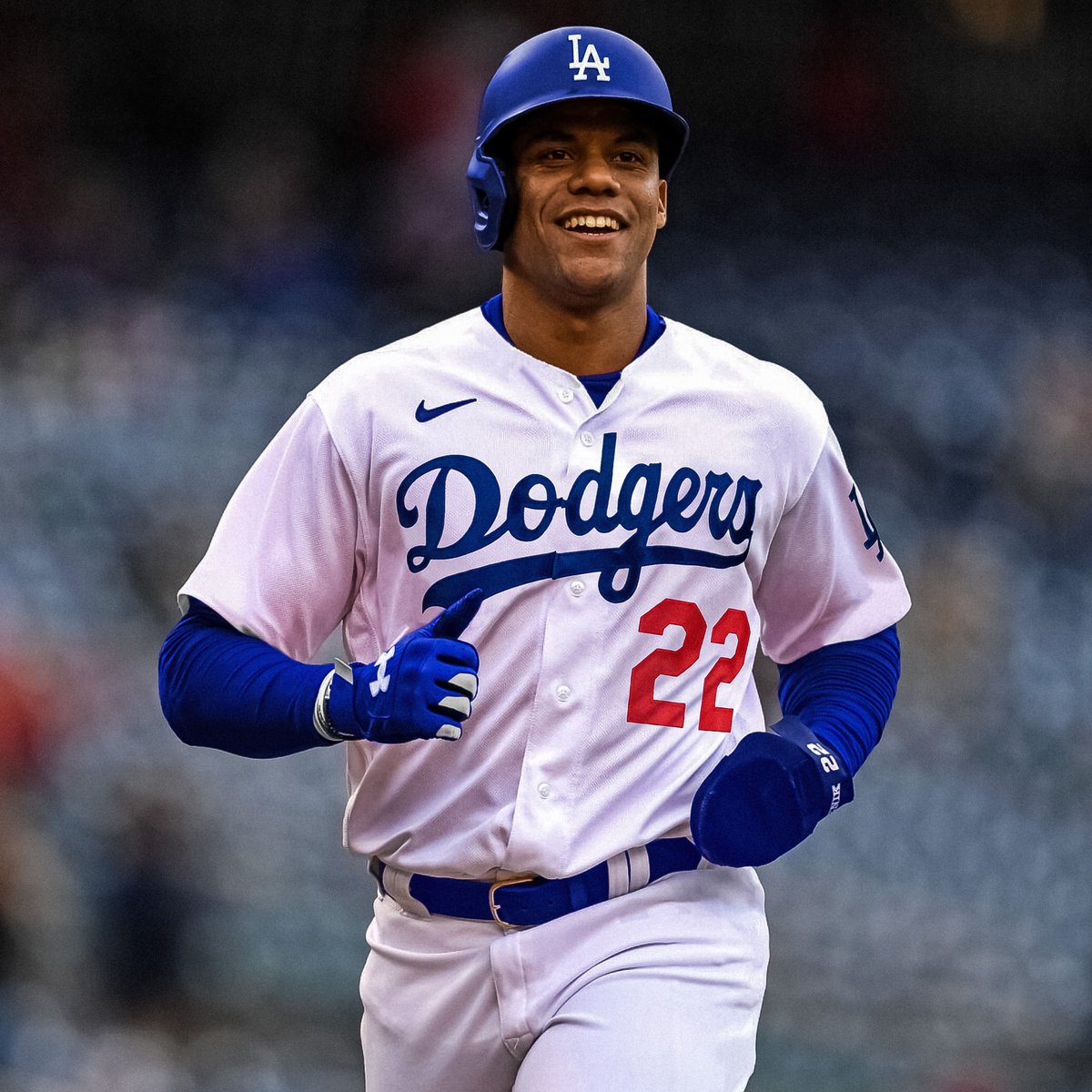 DodgersNation's tweet photo. It would require a King's ransom, but should the Dodgers try to trade for Juan Soto?

Who would you be willing to give up?

What would it take to get the Nationals to consider it? https://t.co/ZI6dhGePgY