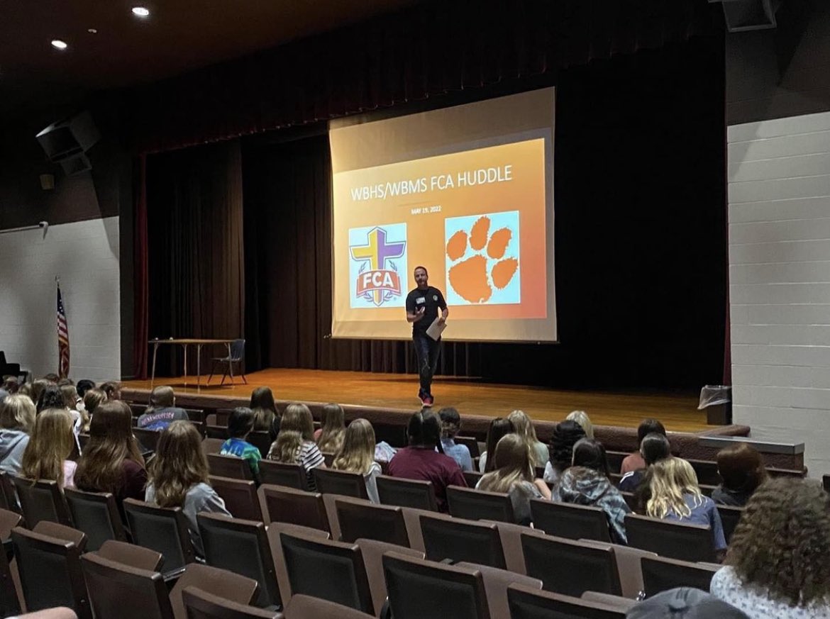 That a wrap on 2021-2022 FCA Huddle! Thank you <a href="/elevation_wrshp/">Elevation Worship</a> for leading the worship today and Greg Miller with <a href="/fcasouthroanoke/">FCA Roanoke Valley</a> for speaking over 70 students and teachers this morning!#FCASouthRoanoke #FCA #EveryCoachEveryAthlete