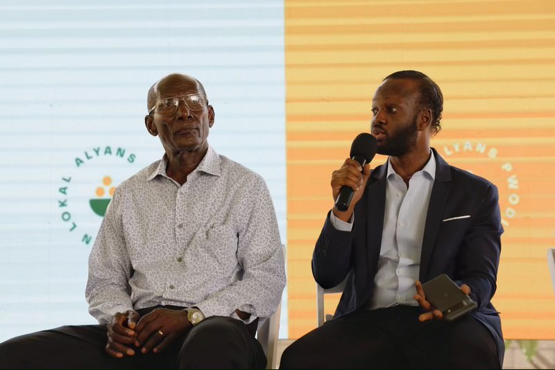 acceso_org's tweet photo. HFSA consists of 14 orgs. working across agriculture, education &amp; health to uplift rural communities &amp; strengthen local #FoodSystems: Acceso Haiti, #ACAPE AZA @HCDF82 KORE PDL @ADFHaiti @CASELI7 @clehaiti @HaitiDevInst @UQuisqueyaHaiti &amp; MSN @StBonifaceHaiti &amp; @PIH #HaitianLed https://t.co/9D1qEx5YuE