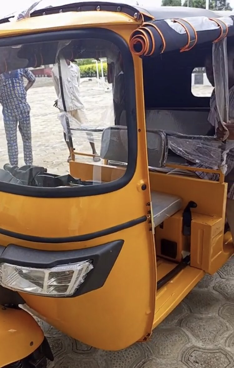 OvieNews's tweet photo. Innoson Vehicle Manufacturing begins producing Keke Marwa/ Tricycles in Nigeria . https://t.co/mthNnY9lll