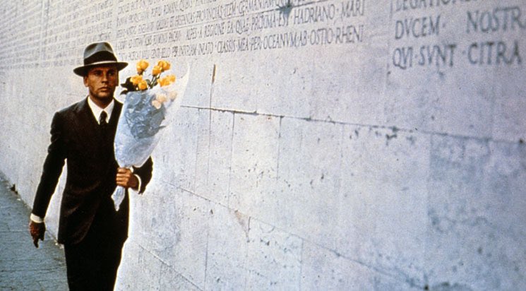 makemyday70s's tweet photo. Découverte du #Conformiste (1970) 
En voulant coché toutes les cases de la normalité, un homme, traumatisé par son enfance, se noie dans le fascisme. Un film politique fort porté par la superbe photographie de Vittorio Storaro et la performance tout en retenue de Trintignant. https://t.co/zLgBpxJDsE