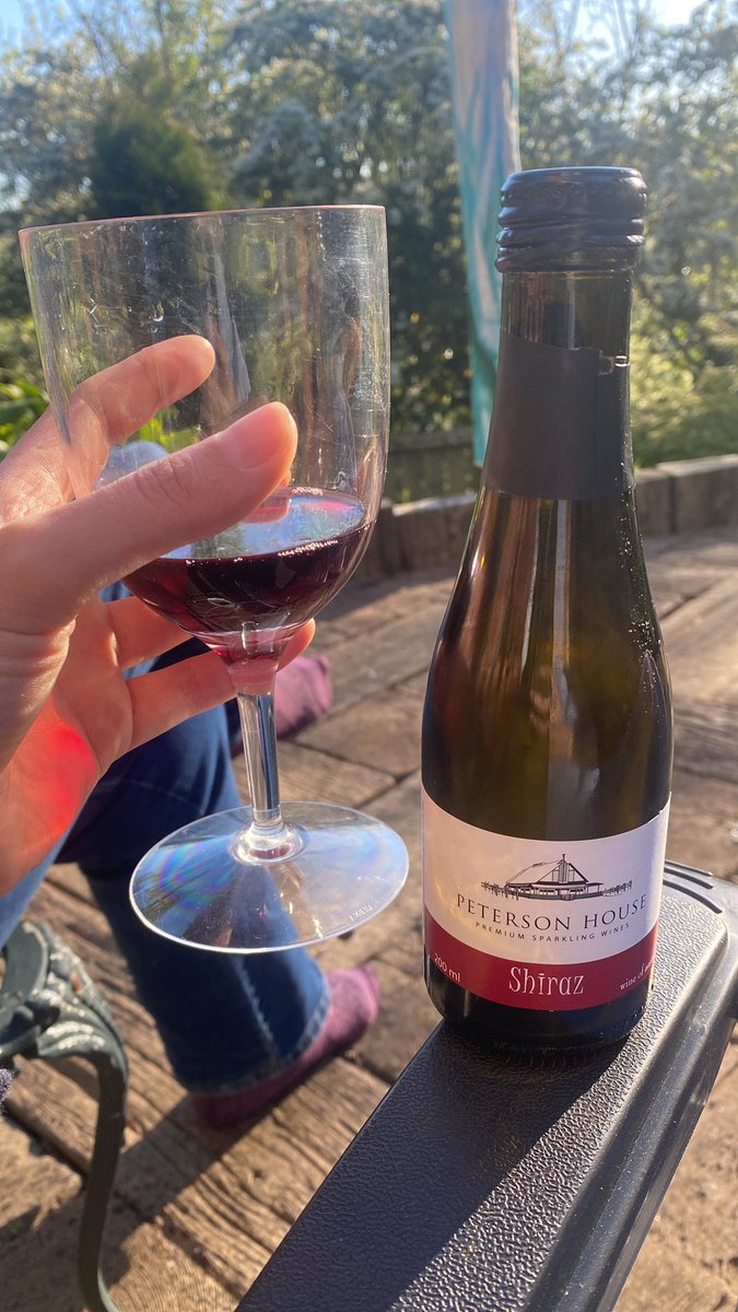 Thank you <a href="/MADEinHEENE/">MADE in HEENE</a> for funding Leadership in practice ILM level 5. Distinction for me today! <a href="/alwaysconsult/">Always Consult</a>