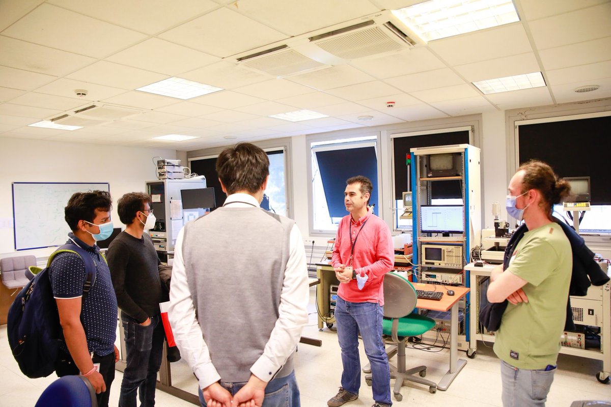 SPINTEC_Lab's tweet photo. Visit of the lab facilities during @SPINTEC_Lab 20th anniversary event organized on May 10. @CEA_Research @INP_CNRS @INSIS_CNRS @UGrenobleAlpes @GrenobleINP https://t.co/5LsrzhWcQk