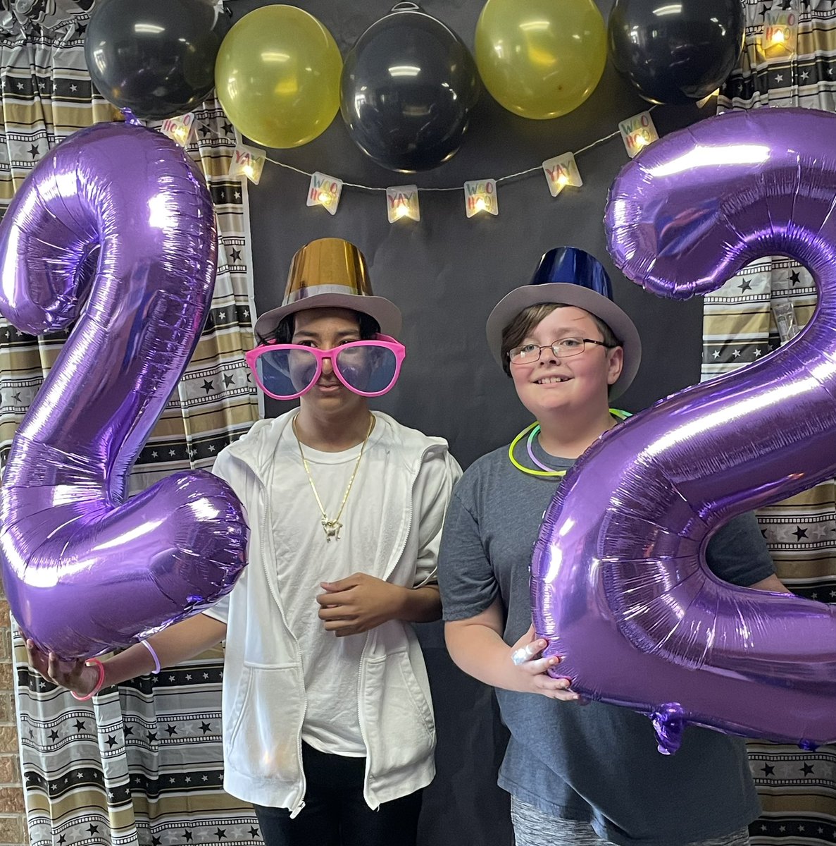 Mrs. Stepusin tweet media