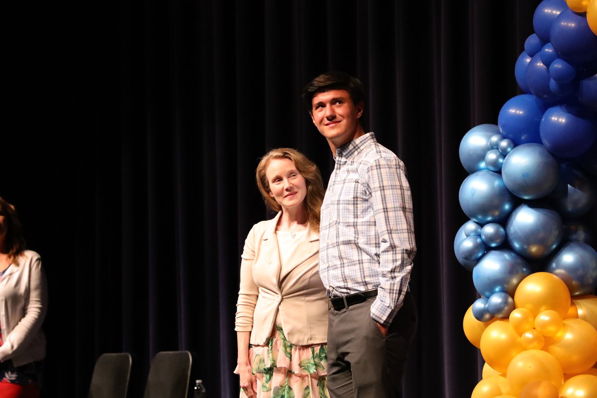 HaysCISD's tweet photo. It was an evening filled with smiles, laughs and plenty of Hays CISD pride as our @HaysEF May 18 celebrated our district’s academic elite with the annual Linebarger Recognition Award ceremony! https://t.co/x4iXUwJTxW
