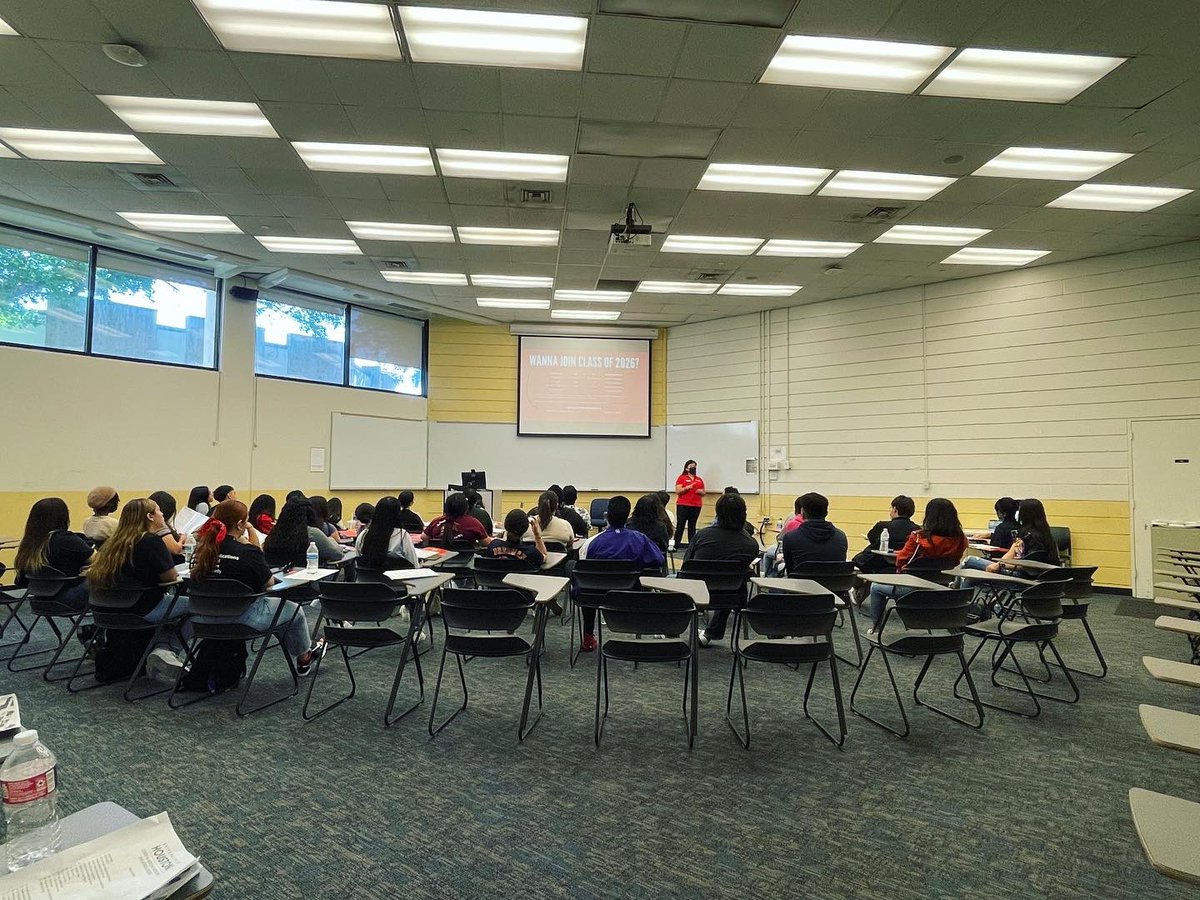 LnescHouston tweet media