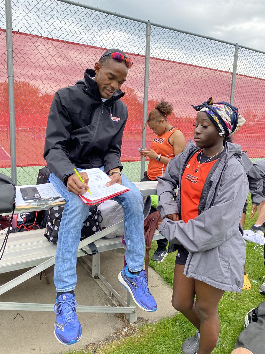 osseotf's tweet photo. Coach Green always teaching even on meet days! #homeworkfirst https://t.co/dtGsWJlIDb