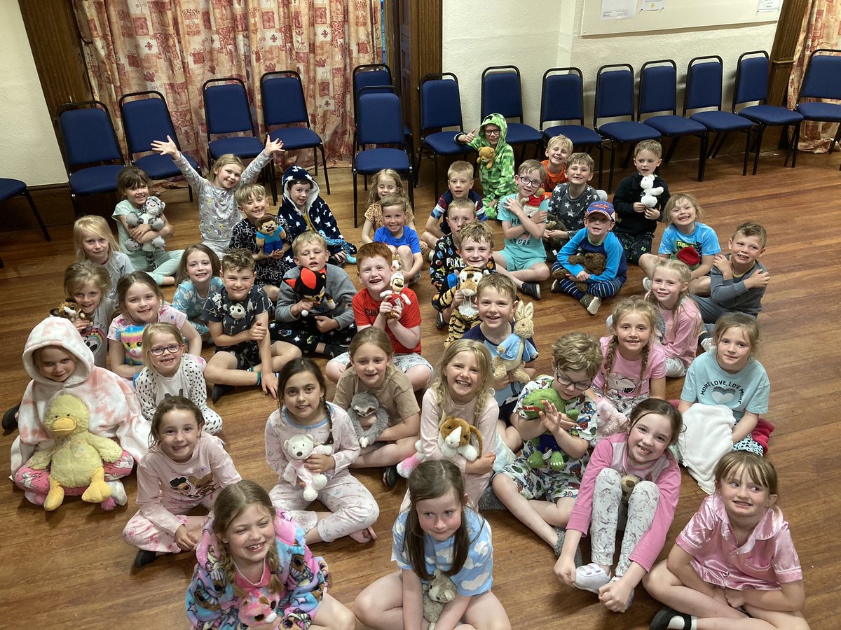 Goodnight to our grown ups at home! After a busy day we are definitely ready for bed😴