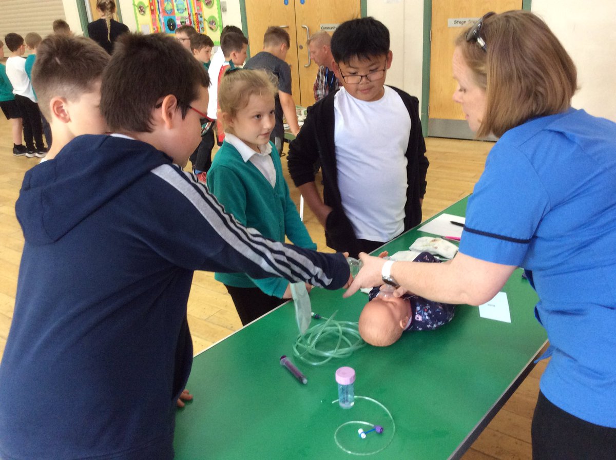 Lakeside_school's tweet photo. A massive thank you to our volunteers who made our KS2 career day so successful - you were all amazing! #accountant #sportscoach #nhs #computercoder #bewhateveryouwanttobe #dreambig @CharlotteDrin17 @letsgetahead https://t.co/u4mIgdo2gs