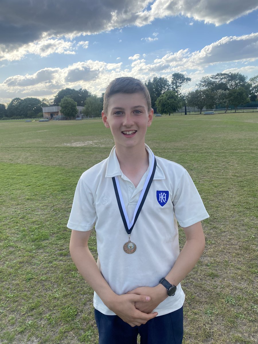 Stunning evening for a spot of athletics. U12 and U13 teams were superb at the <a href="/StPaulsSchool/">St Paul's School</a> Pentathlon event. Special mention to Rupert in the U12s for claiming the silver medal #KHSSport #runthrowjump