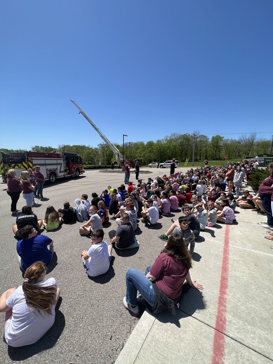 Lauren Kreps tweet media