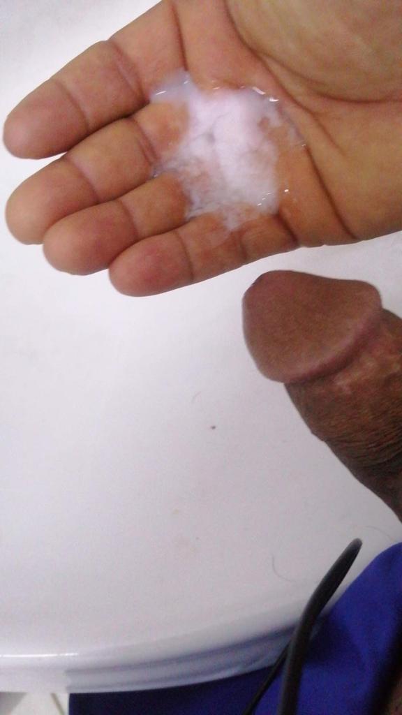 من تحب الحليب