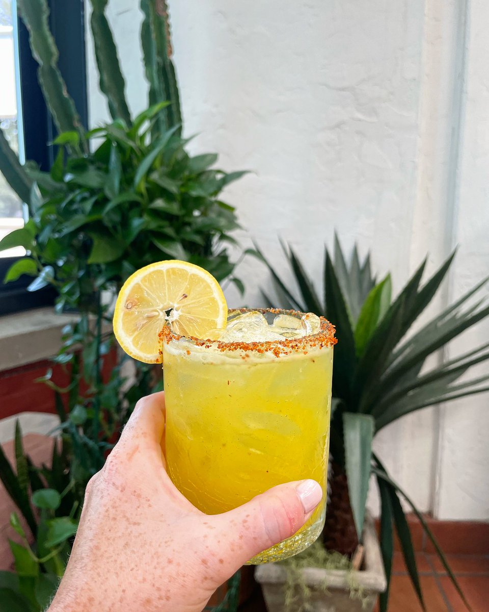 We’re so PASSIONate about our passionately perfect margarita! ❤️‍🔥 Sweet, fruity, and so perfect for summer🌴

<a href="/Cincoro/">Cincoro</a>
