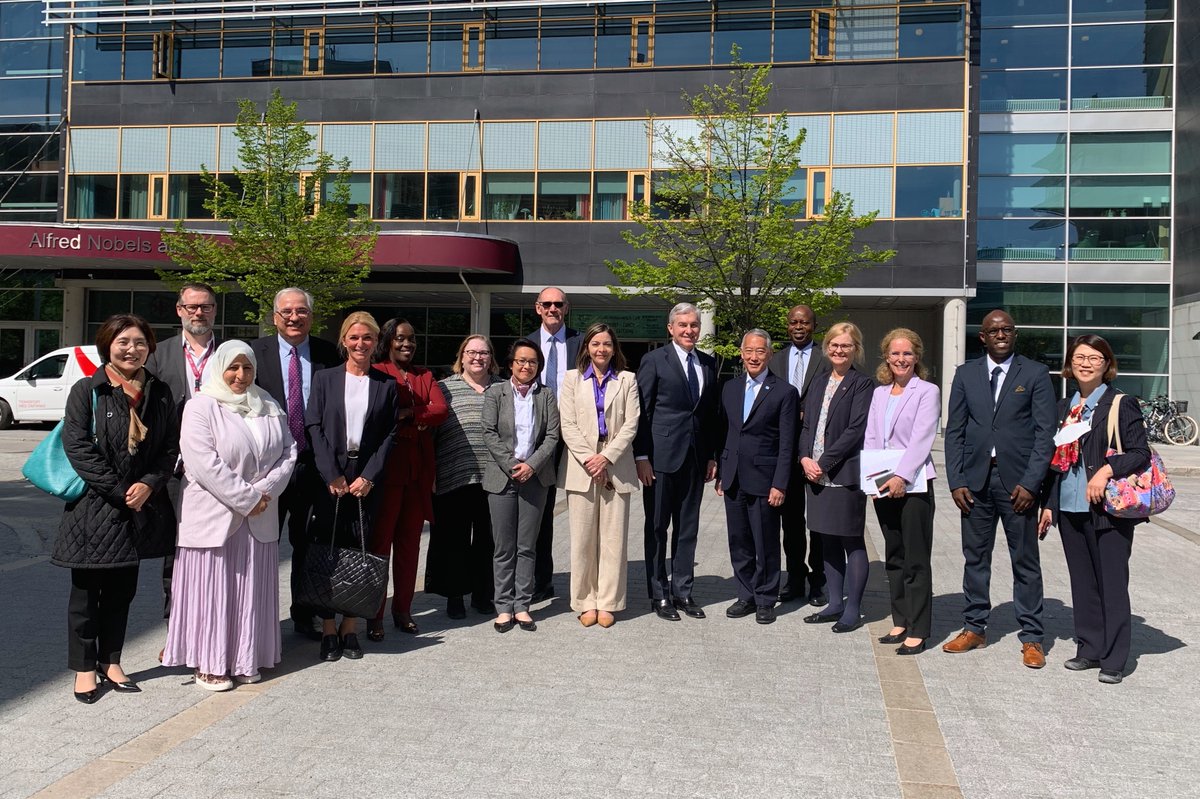 IVIHeadquarters's tweet photo. Hej! IVI’s leadership and Board of Trustees are in Sweden following the government’s formal approval to host IVI’s European Regional Office in Stockholm 🇸🇪

We're here meeting with potential research collaborators and partners as we take steps to set up the new IVI office 🤝 https://t.co/iPtyDFm3BA
