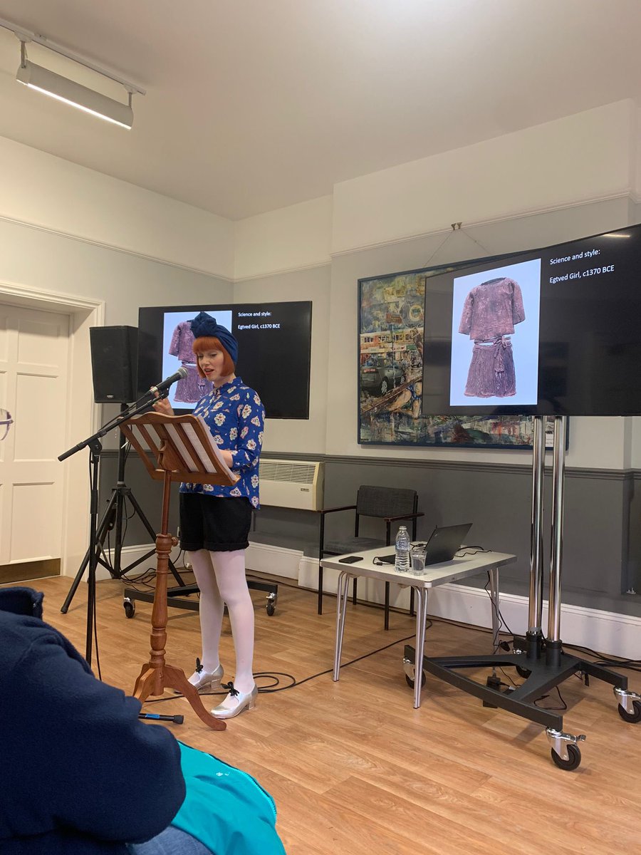 JamiLang's tweet photo. We were so privileged to have the delightful Amber Butchart, fashion historian, to @cookhamfestival on Monday. Amber specialises in the historical links between dress, politics and culture. She was informative, interesting and engaging &amp; everyone loved her! #cookhamfestival https://t.co/vXGR91vfOe