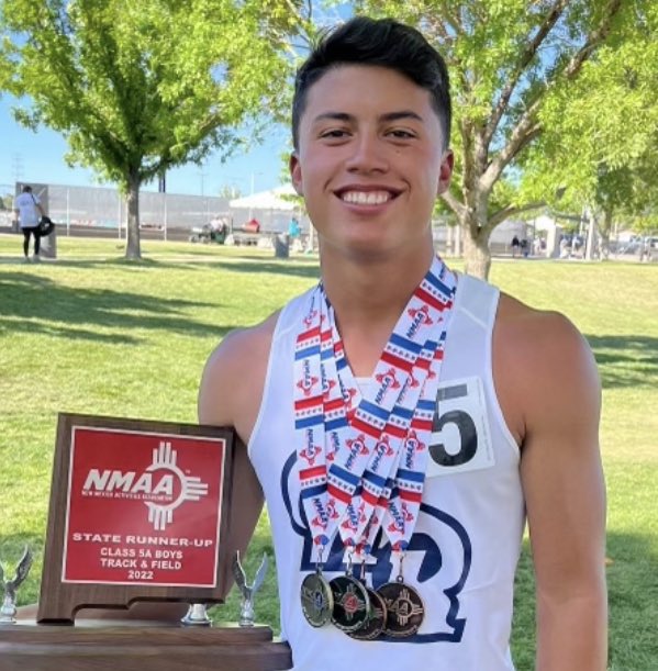 _RRHSathletics's tweet photo. AOW

Devin Rice finished 2nd in the 100m (10.84), 3rd in the 200m (22.11), member of 4th place 4x100m relay, and 1st in 4×200m relay (1:27.78 SR)

Gracey Lovato finished 3rd in the 3200m (11:17.41 SR). 4th in the 1600m (5:14.43), and member of 2nd place 4x800m relay (9:55.68 SR) https://t.co/ut62T9bPCr