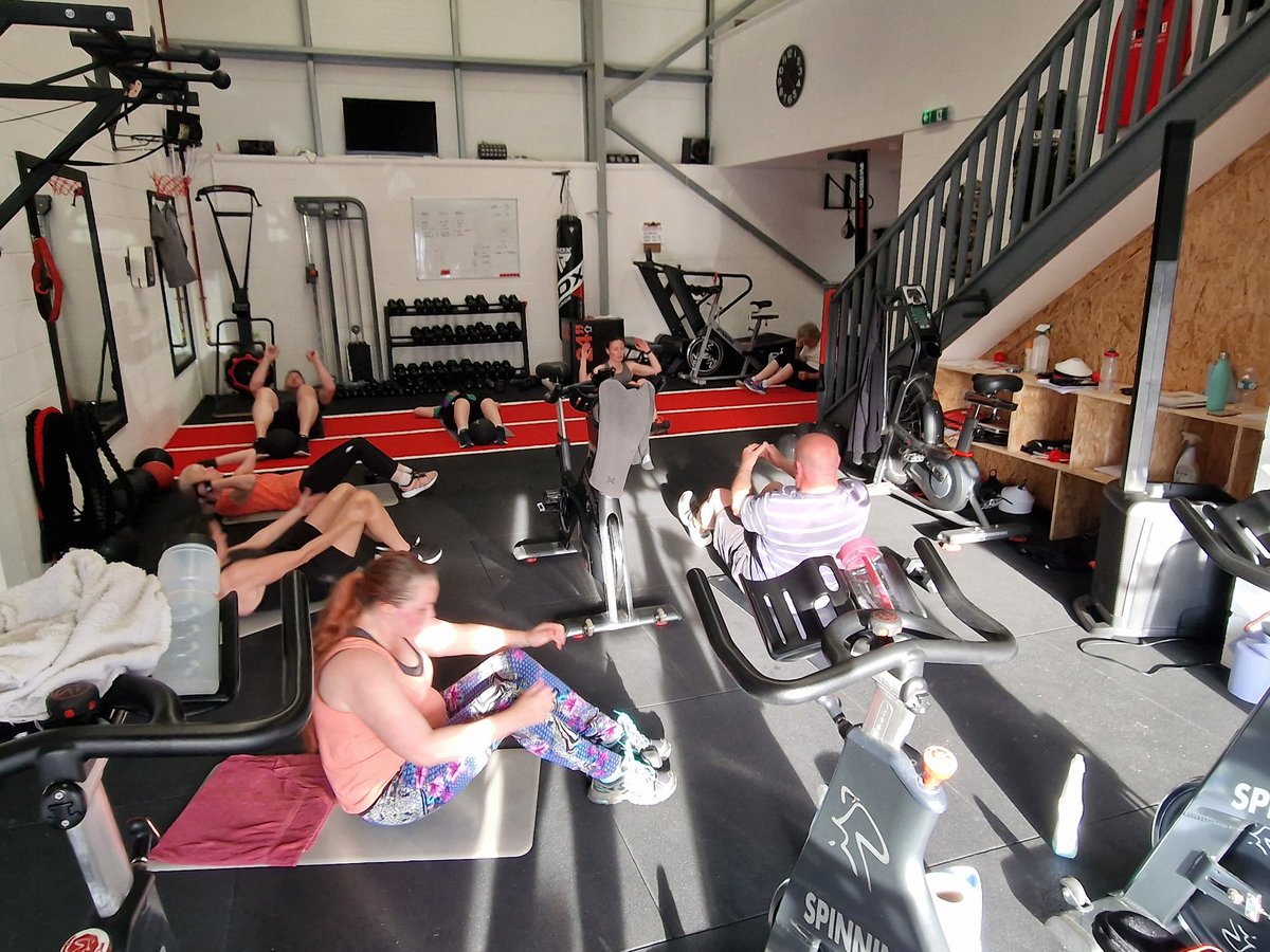 Fit4_the_Future's tweet photo. It was a hot 🔥 sweaty 🥵 class tonight so a big thank you for all the hard work everyone. 

Multiple rounds of spin, arms, legs &amp; floor exercises this evening. 

I look forward to seeing you soon. 😊 https://t.co/eL8kJqMIaP