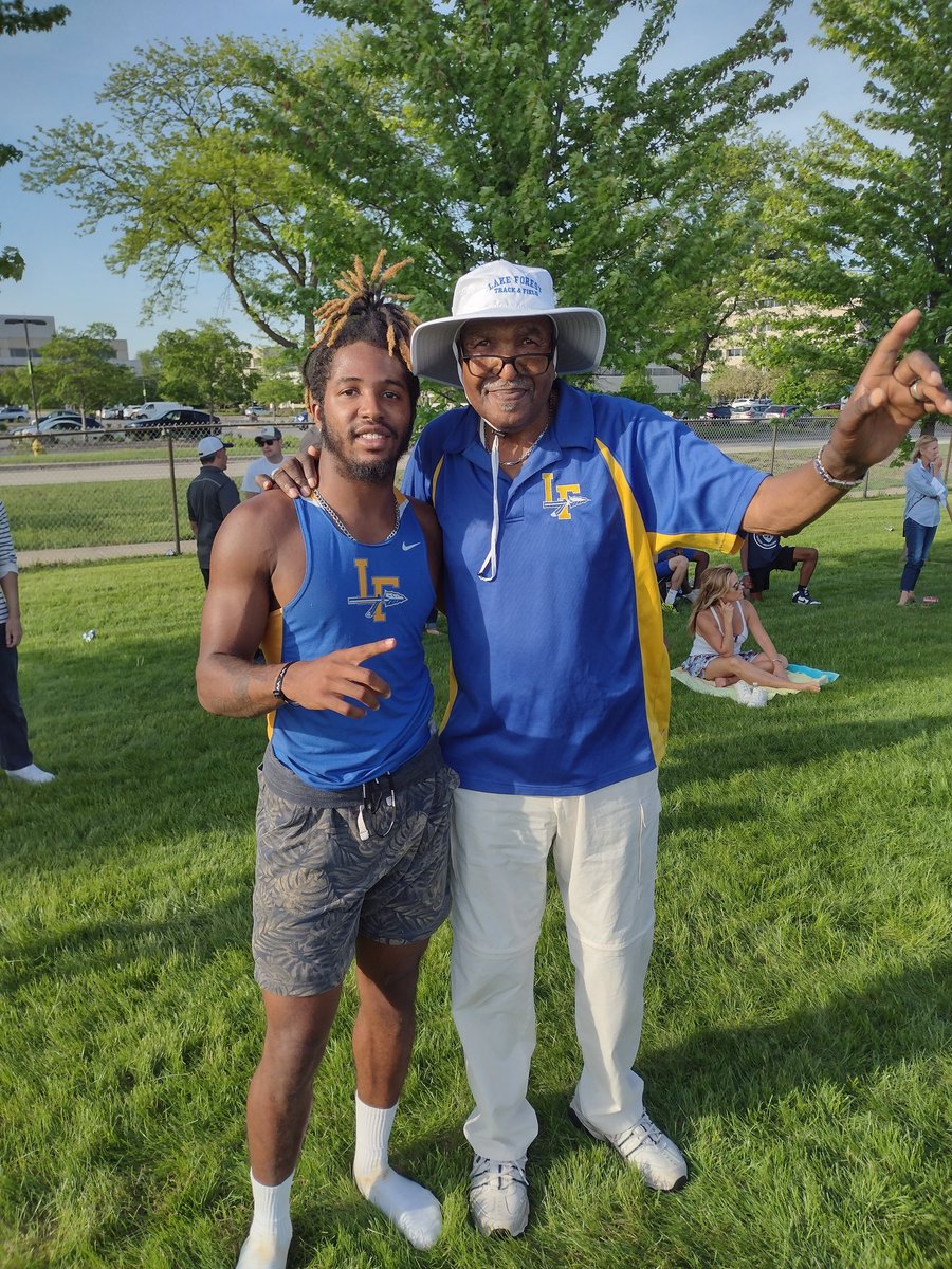 We've got our first State Qualifier! Senior Jahari Scott on his sixth attempt leaps out to 22'6.75"!