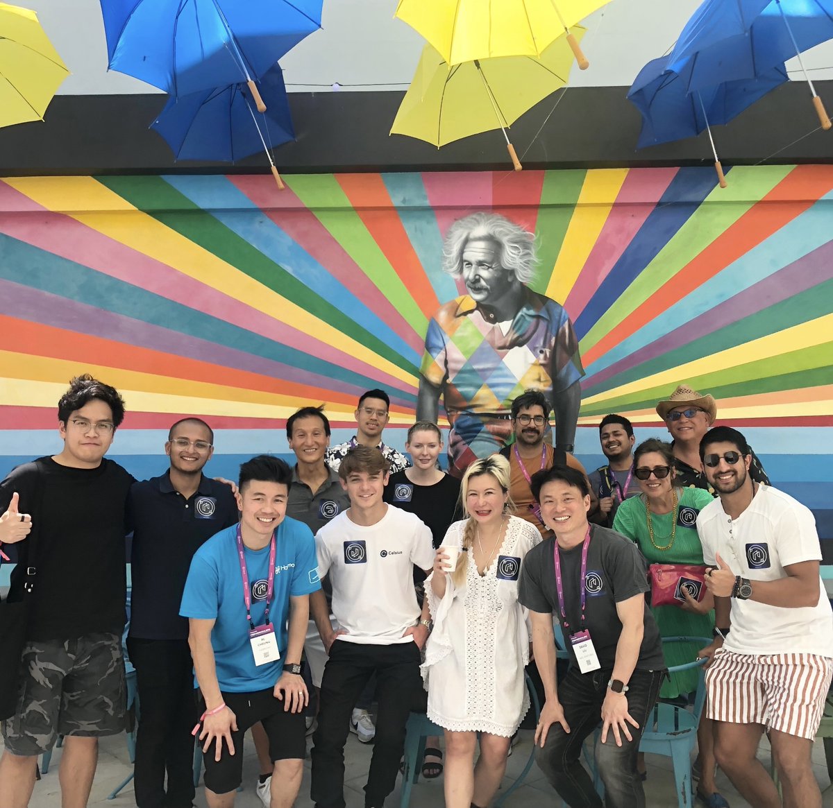 saakuru_labs's tweet image. Had a great discussion with #GameFi  skeptics and optimists from all over the world at #Permissionless w/ our CPO @davidtliu, Advisor @IningWang + AAG @WhoAlex
@Reyshat22

Do you think GameFi is dead?  #playandearn #metaverse

Shoutout to @subculturewpb for their hospitalities 😘