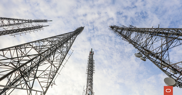 camcmanus's tweet photo. 92% of operators think #5G core automation will be important for the transition to 5G, yet only 62% factor that in when choosing a strategic partner. Check out the full report from @OmdiaHQ and @OracleComms: https://t.co/7am3Nxve8x https://t.co/cghM3Rnyo8