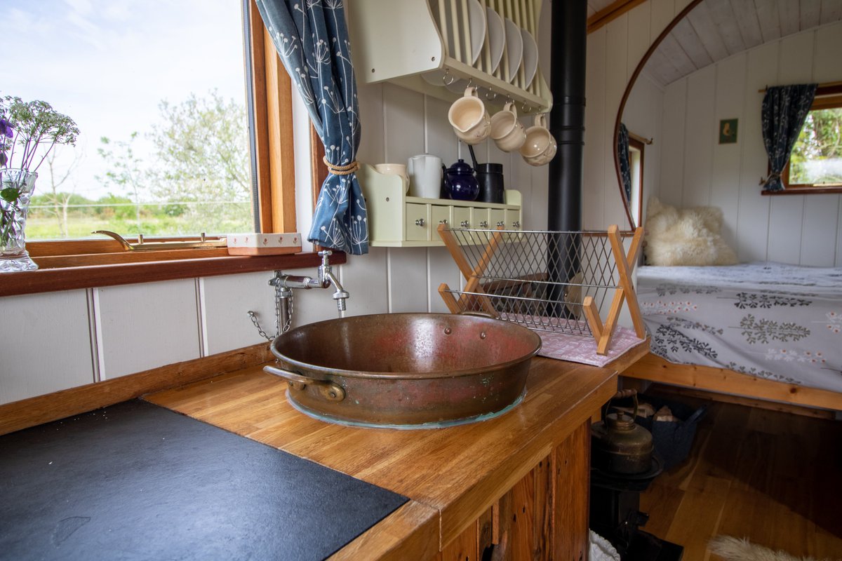 DImageworks3's tweet image. We don't just do 3D Tours, nice little photoshoot this week.#getaway #shepherdshut #photography #wales