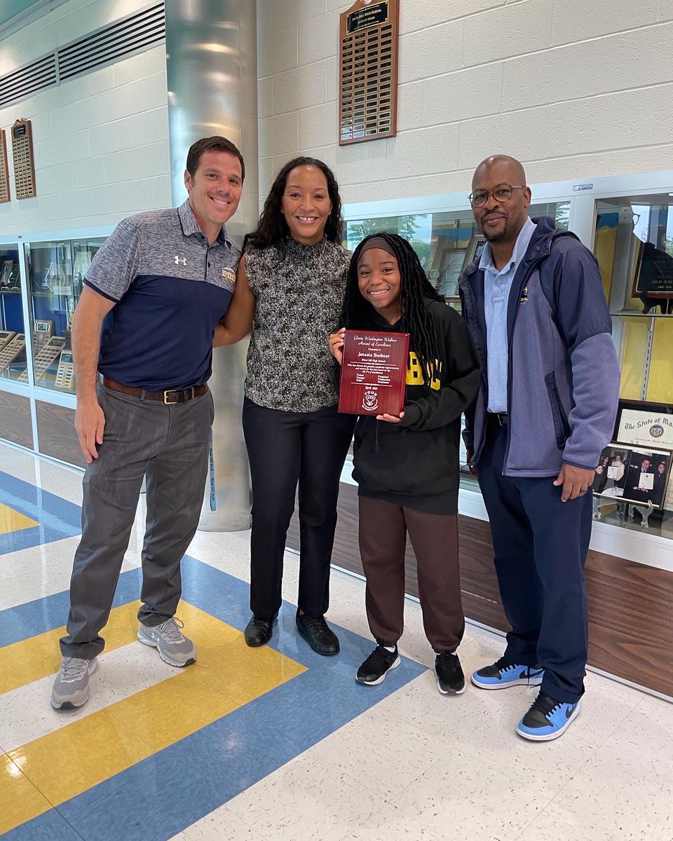 HCPSS_BSAP's tweet image. Please join us in congratulating the winners of TCOE Senior Awards.

Sankofa Award winners:
Jackie Palmer-MRHS
Justin Okorie- GHS

Gloria Washington Wallace Award winners:
Janasia Buckner-RHHS
Sodiq Badejo

We are so proud of these scholars, and can not wait to what they achieve.