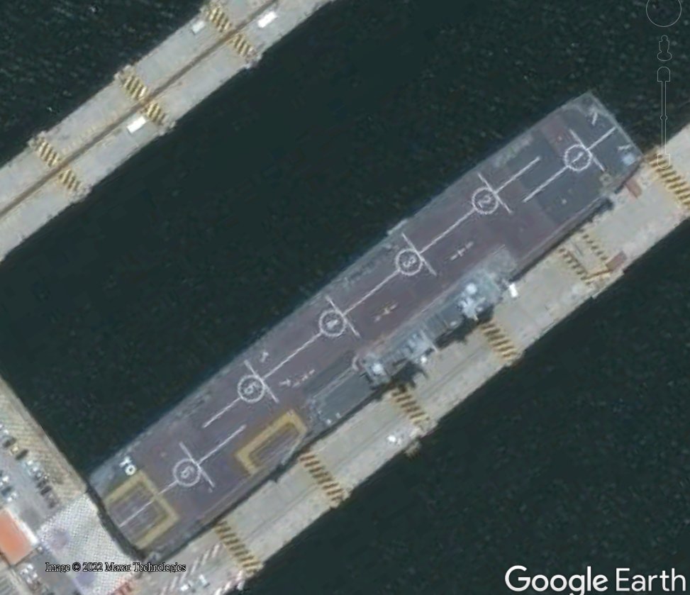 August20190831's tweet photo. A #FrenchNavy #MistralClass amphibious assault ship was spotted in the #Mediterranean about 78km to the south of Toulon.
image via @sentinel_hub https://t.co/Rf0uU9rcX0