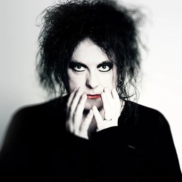 FILTERMexico's tweet image. Robert Smith confirmó que el nuevo álbum de The Cure será editado antes de octubre, mencionando que 'Songs Of A Lost World' tiene un sonido más apegado al 'Disintegration' bit.ly/3MymofR