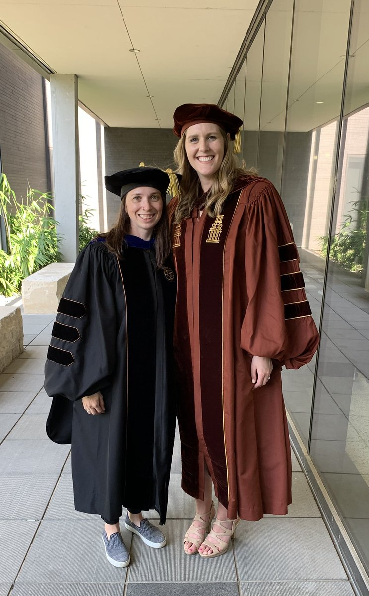 lauryn_spearing's tweet photo. Such an honor to work with @KaseyFaust over the past years. Shoutout to the best advisor, a wonderful friend, and the person who always has my back (or fixes my hood when I’m wearing it completely wrong)! https://t.co/FRKIKJ2KHL