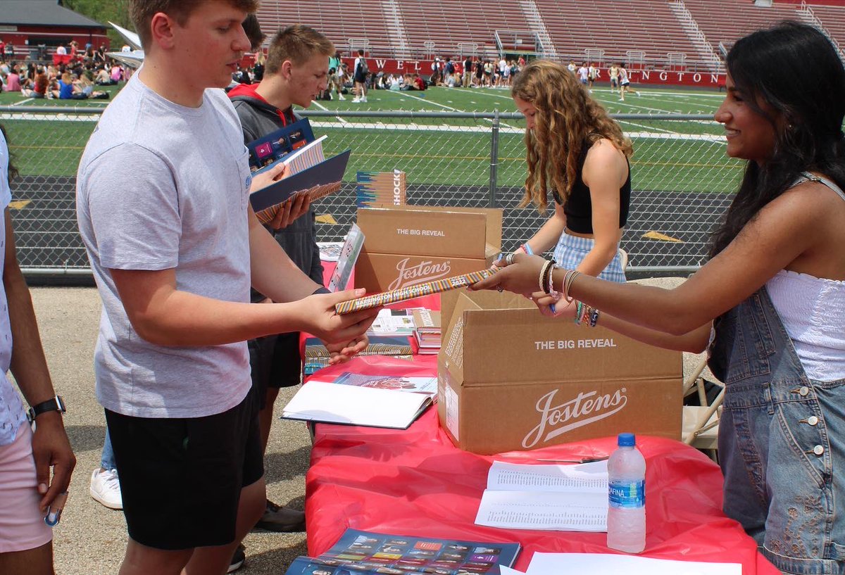 TMulvaney_BHS's tweet photo. The student yearbook staff is thrilled to share our 84th edition, “Aftershock”! 

Frosh/Soph/Junior distribution will be Wednesday 5/25 during lunch hours in the cafeteria. Bring your ID and grab your 2022 yearbook! @barrington220 @BarringtonHS220 @Barrington220EF https://t.co/kWvYKzhJ6L