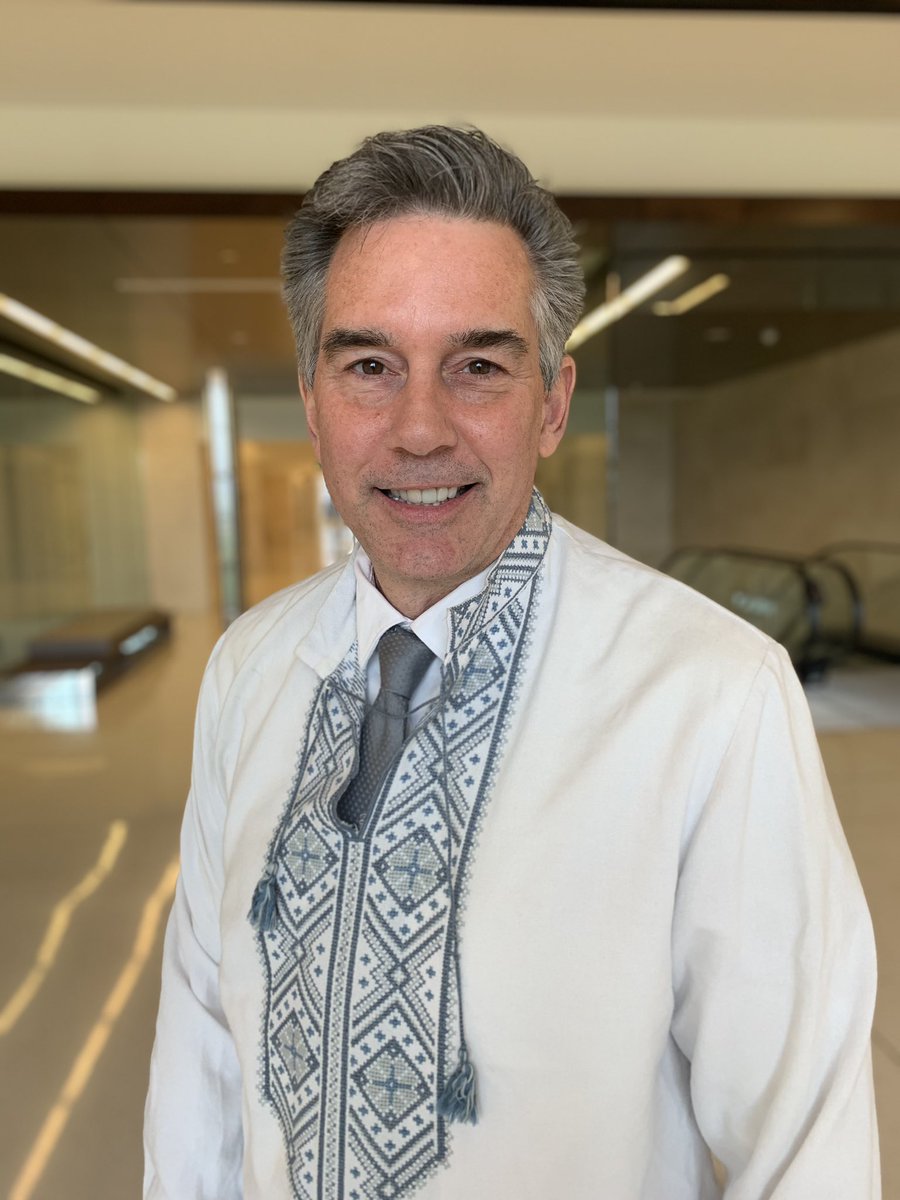 TimLouisKitCon's tweet photo. Today, I am wearing a Vyshyvanka to show my support of Ukrainians, who have demonstrated resiliency and courage. Canada is unwavering in its support for them as they fight for their sovereignty and the democratic values that our countries share. #VyshyvankaCanada2022 https://t.co/enh1y9WRn2