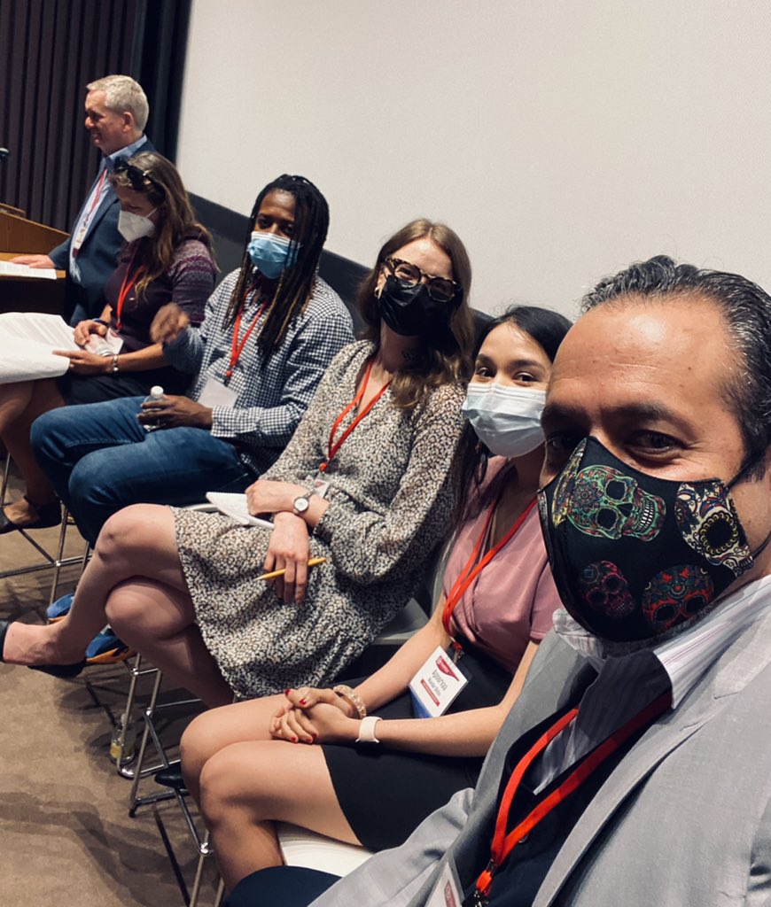 HugoBalta's tweet image. Grateful to have been included with these rock stars 🎸⭐️ of #collaborativej: @karilydersen1, @ApoorvaaBichu, @TimAFranklin, @cmkueppers, @TheVoiceofJosh
-
@MedillSchool at #CJS2022 
@illatinonews @ChicagoReporter