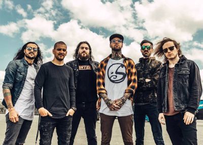 After a full day tops off, the tanned <a href="/johnnydoom/">Johnny Doom</a> is on-air with new tunes from <a href="/MartyrsTweets/">Betraying The Martyrs</a>, <a href="/FOZZYROCK/">FOZZY</a>, <a href="/deafhavana/">Deaf Havana</a>, <a href="/SingleBySunday/">Single By Sunday</a>, <a href="/MIWband/">Motionless In White</a>, <a href="/PopEvil/">Pop Evil</a>, Klassik cuts from <a href="/PanicAtTheDisco/">Panic! At The Disco</a>, <a href="/linkinpark/">LINKIN PARK</a>, plus all the latest music news 

🔊 kerrangradio.co.uk | app