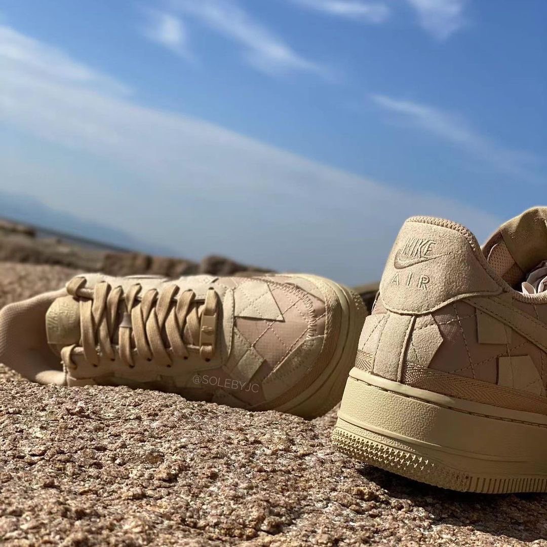 billieeilishtrs's tweet photo. A first look at the Billie Eilish x Nike Air Force 1 Low collaboration! 👀 

📸: solebyjc https://t.co/FPsRgUZjC3