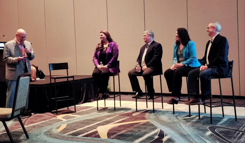 Great discussion with <a href="/RaeAnnBruno/">Rae Ann Bruno</a> <a href="/RoyAtkinson/">Roy Atkinson</a> <a href="/dougtedder/">Doug Tedder</a> <a href="/vickirogers/">Vicki Rogers</a> on optimization and automation. #SupportWorld