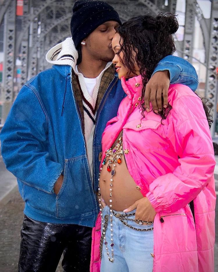 Deedsmag's tweet photo. Congratulations are in order for @rihanna and @asvpxrocky The couple are now parents to a baby.
📸: @diggzy
#deedsmagazine #deedsart #photography #creative https://t.co/kYQnJCJEsD